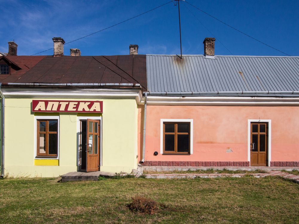 Farbige Fassaden in Zhovka