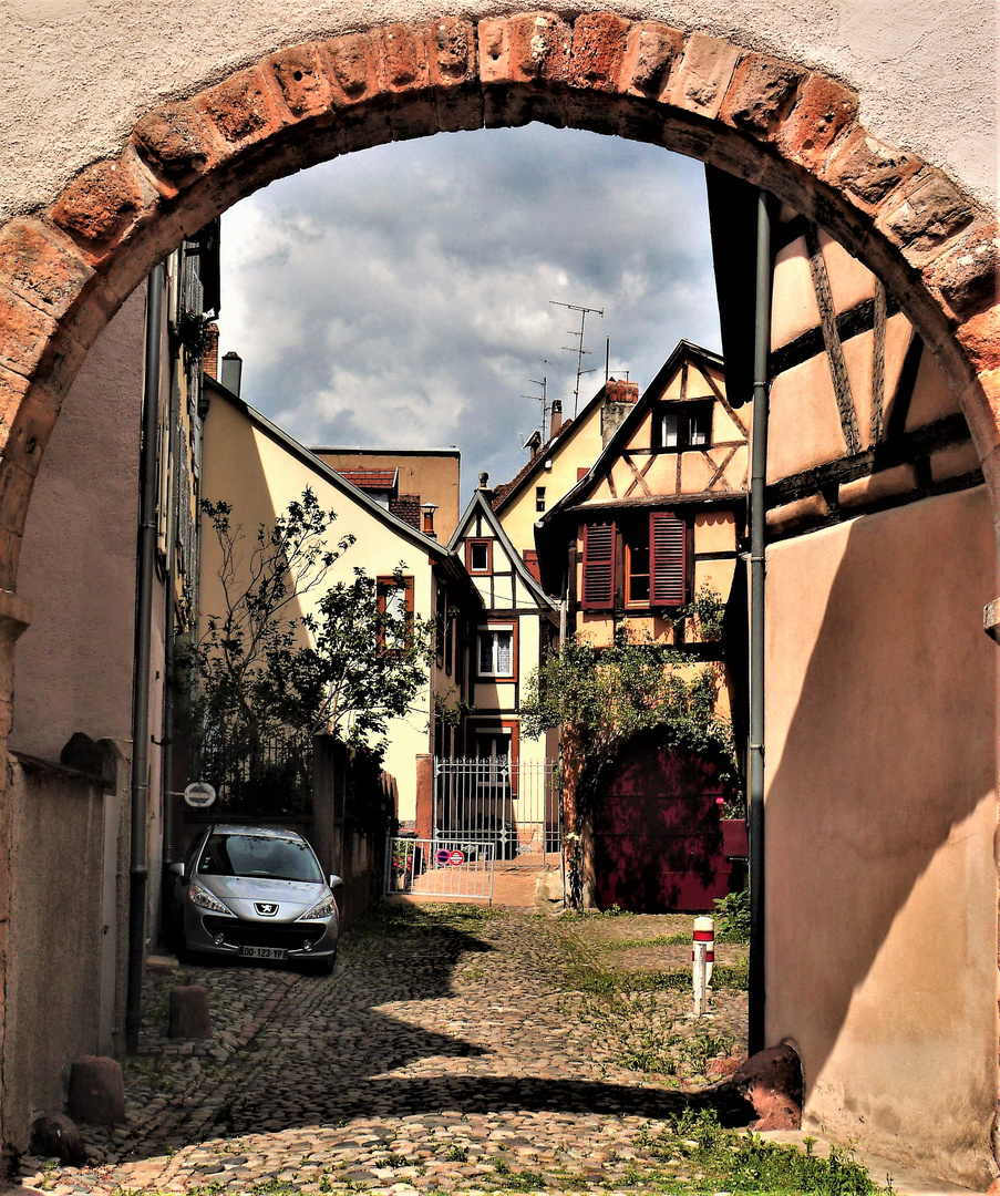 farbiger Durchblick in Colmar