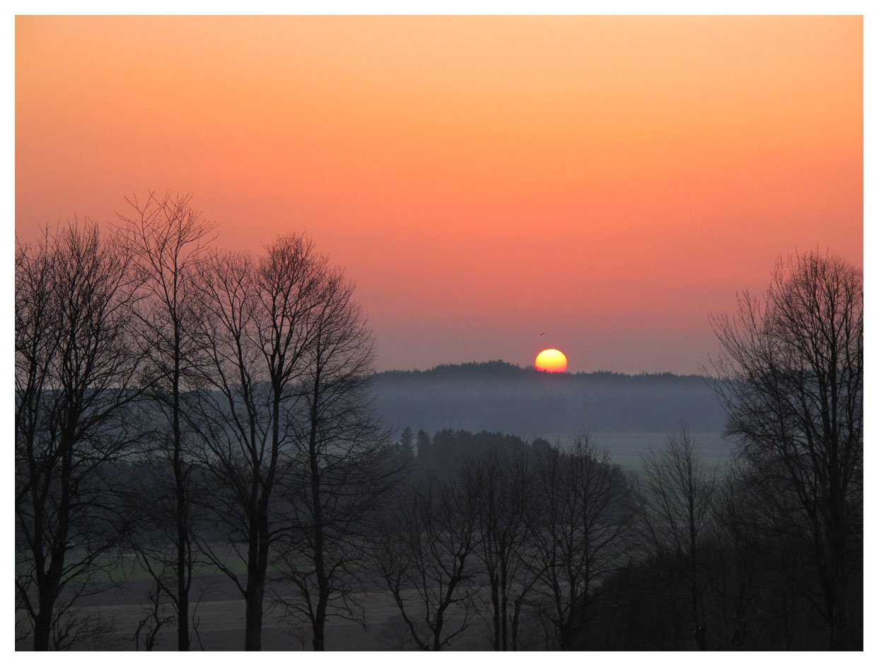 Farbiger Sonnenuntergang dank Vulkanasche