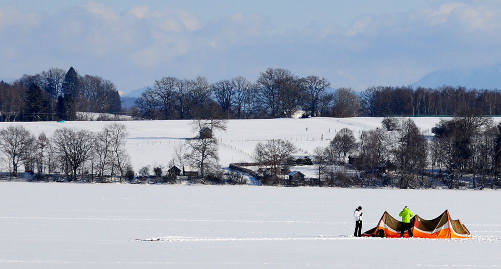 FARBKLECHS AM STAFFELSEE--WAS IST DAS??