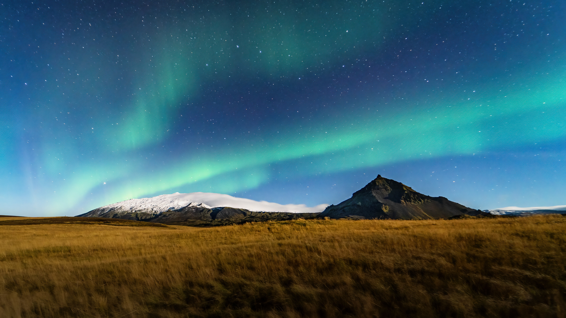 Farbspiel über dem Snæfellsjökull