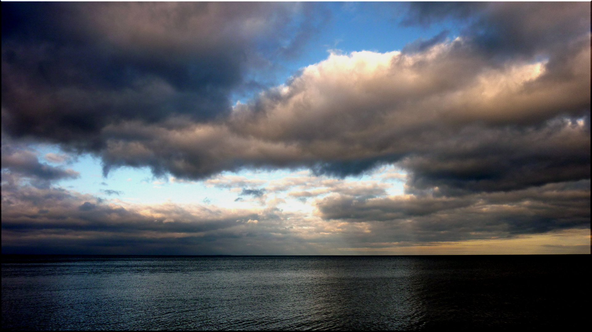 Farbspielereien am Himmel