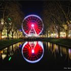 Farbwechsel beim Riesenrad auf der Kö ...