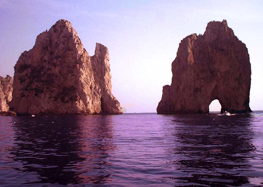 Farglionifelsen vor Capri am Oktobernachmittag