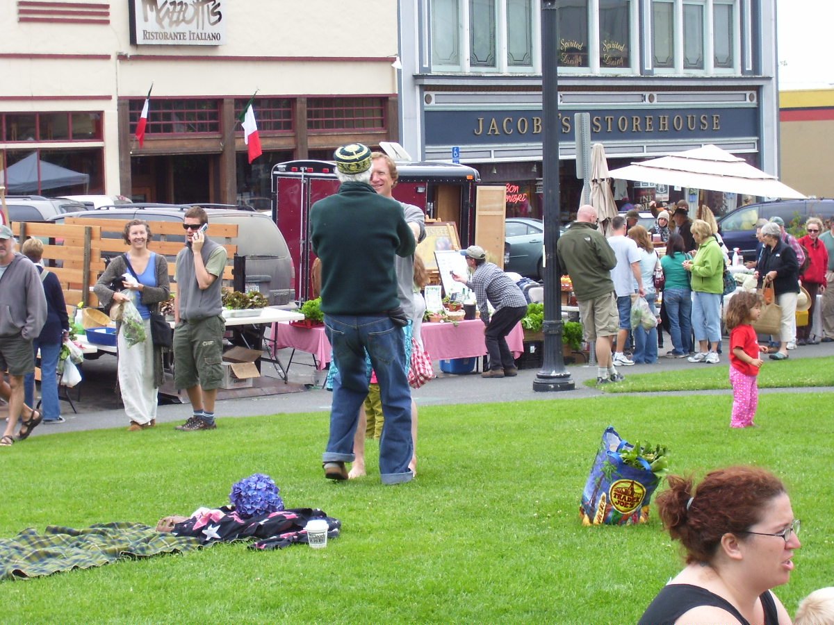 Farmers market in Arcata