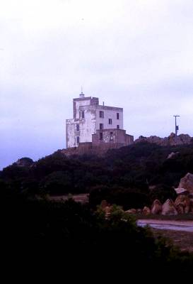 FARO A CAPO COMINO