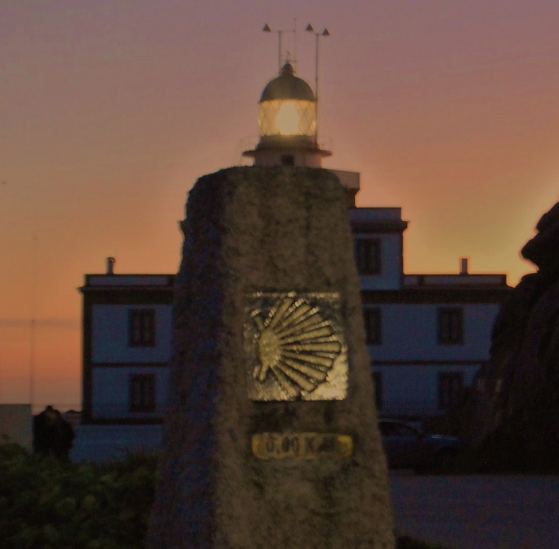 Faro de Fisterra , kilómetro cero del camino de Sntiago