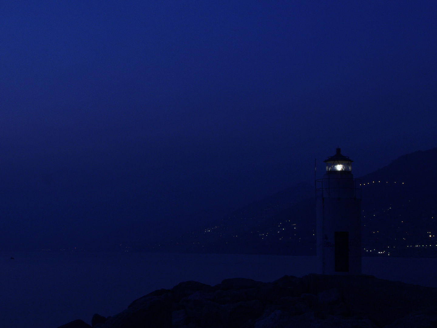 ...faro di Camogli...