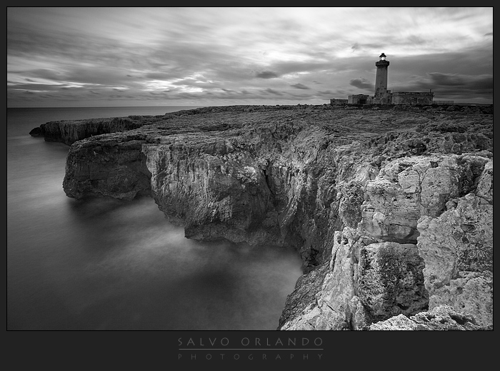 Faro di Capo Murro di Porco (Riserva del Plemmirio)