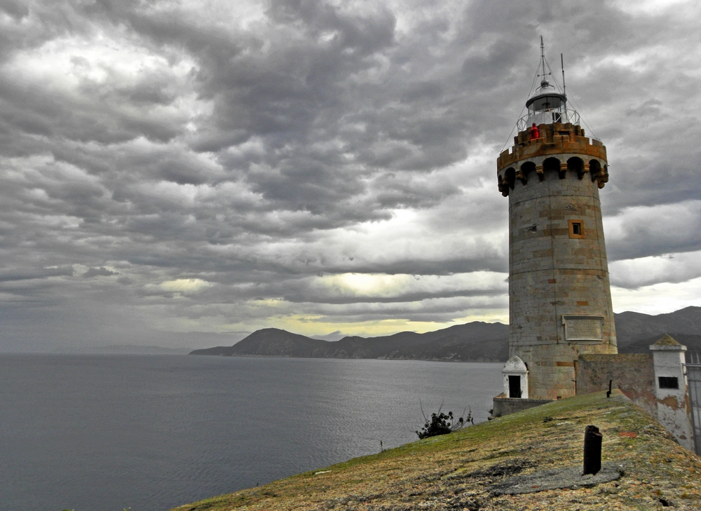 Faro di Forte Stella