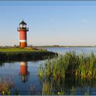 Faro en la laguna