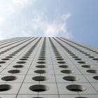 Fassade des berühmten Jardine House in Hong Kong