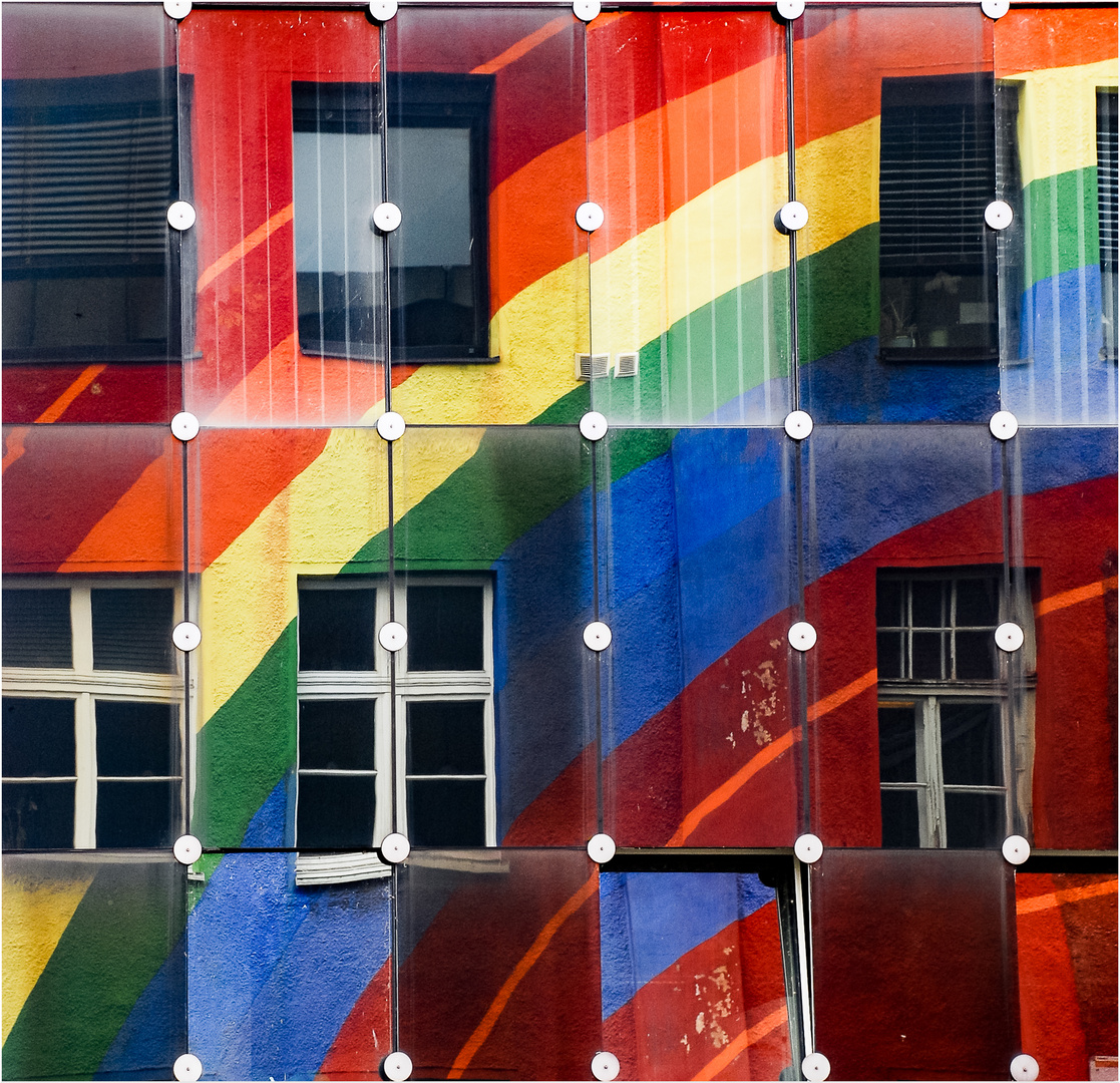 Fassade   -Dienstag ist Spiegeltag-