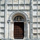 Fassade einer Kirche in Ascoli Piceno