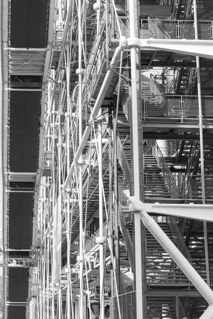 Fassadendetail Centre Pompidou II