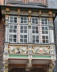 Fassadendetail des Lübecker Rathauses (Rathausbalkon)