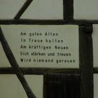 Fassadenspruch (5) ...