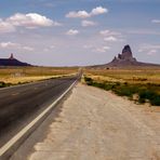 Fast endlos - Strasse zum Monument Valley