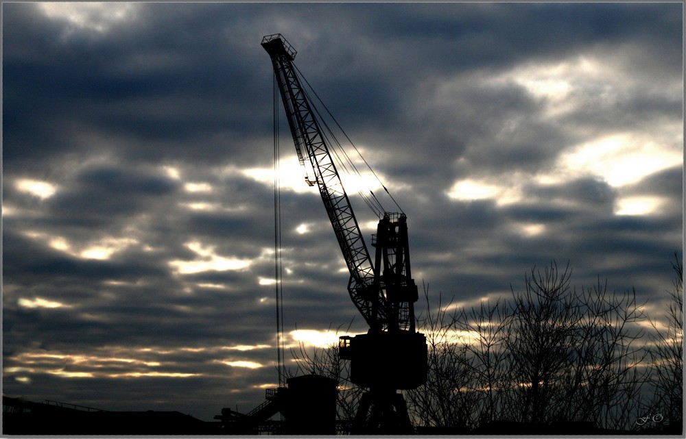 Fast Feierabend .... Oldenburg - Hafen