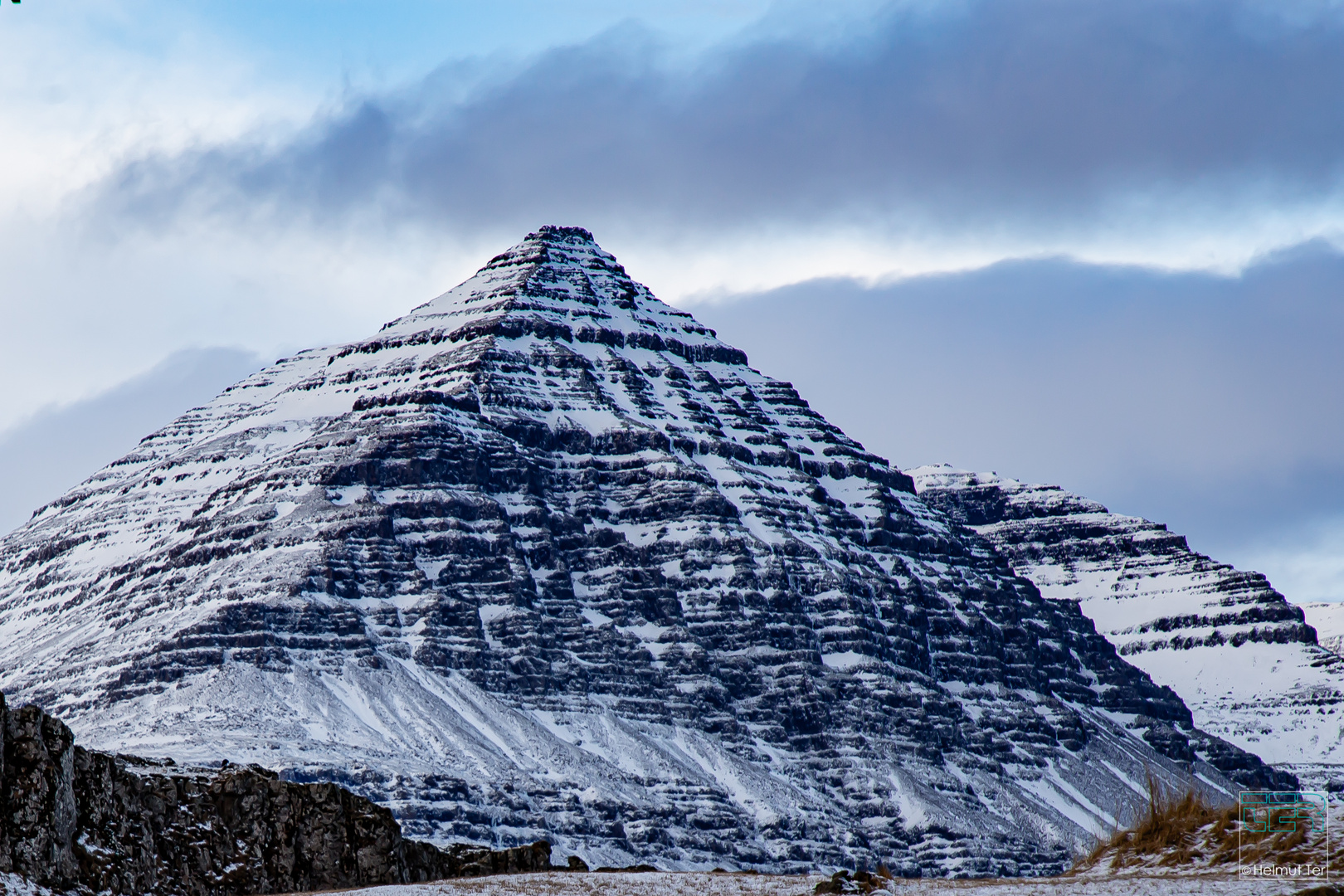 Fast geometrisch. -  Ein Berg wie eine Pyramide.