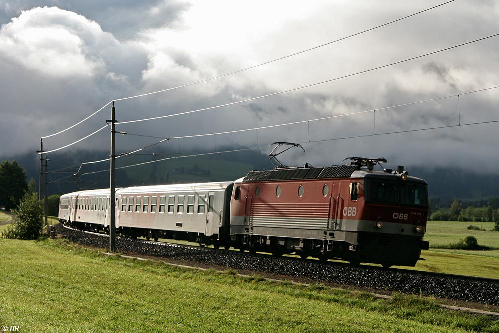 Fast unter den Wolken hindurch...