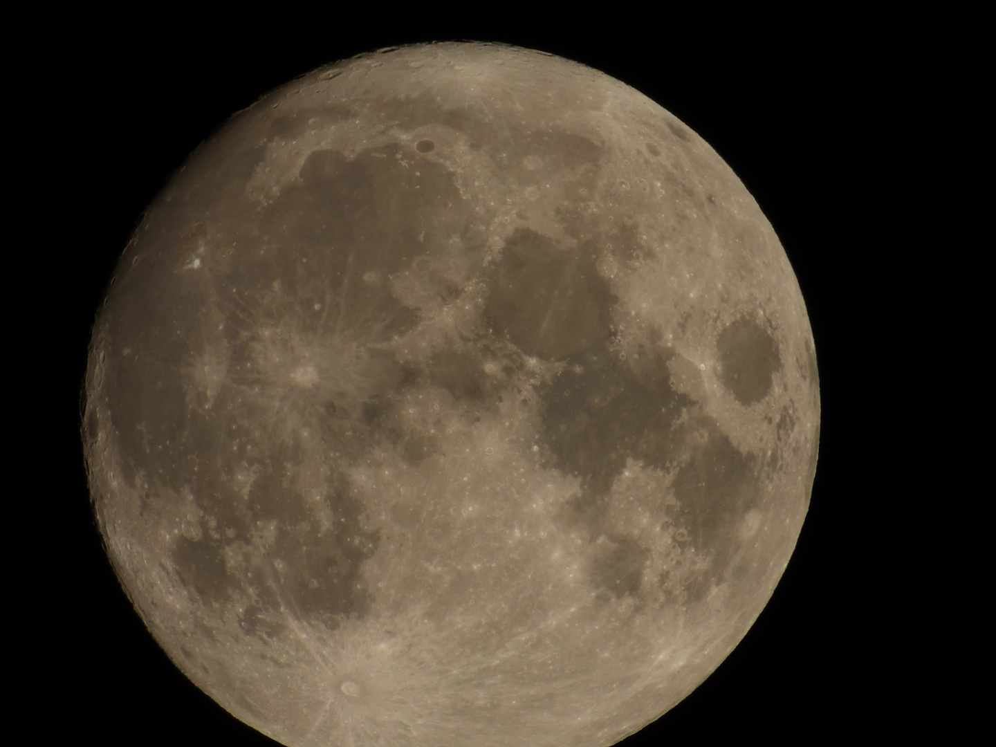 Fast Vollmond als Scharfstellung für Mars