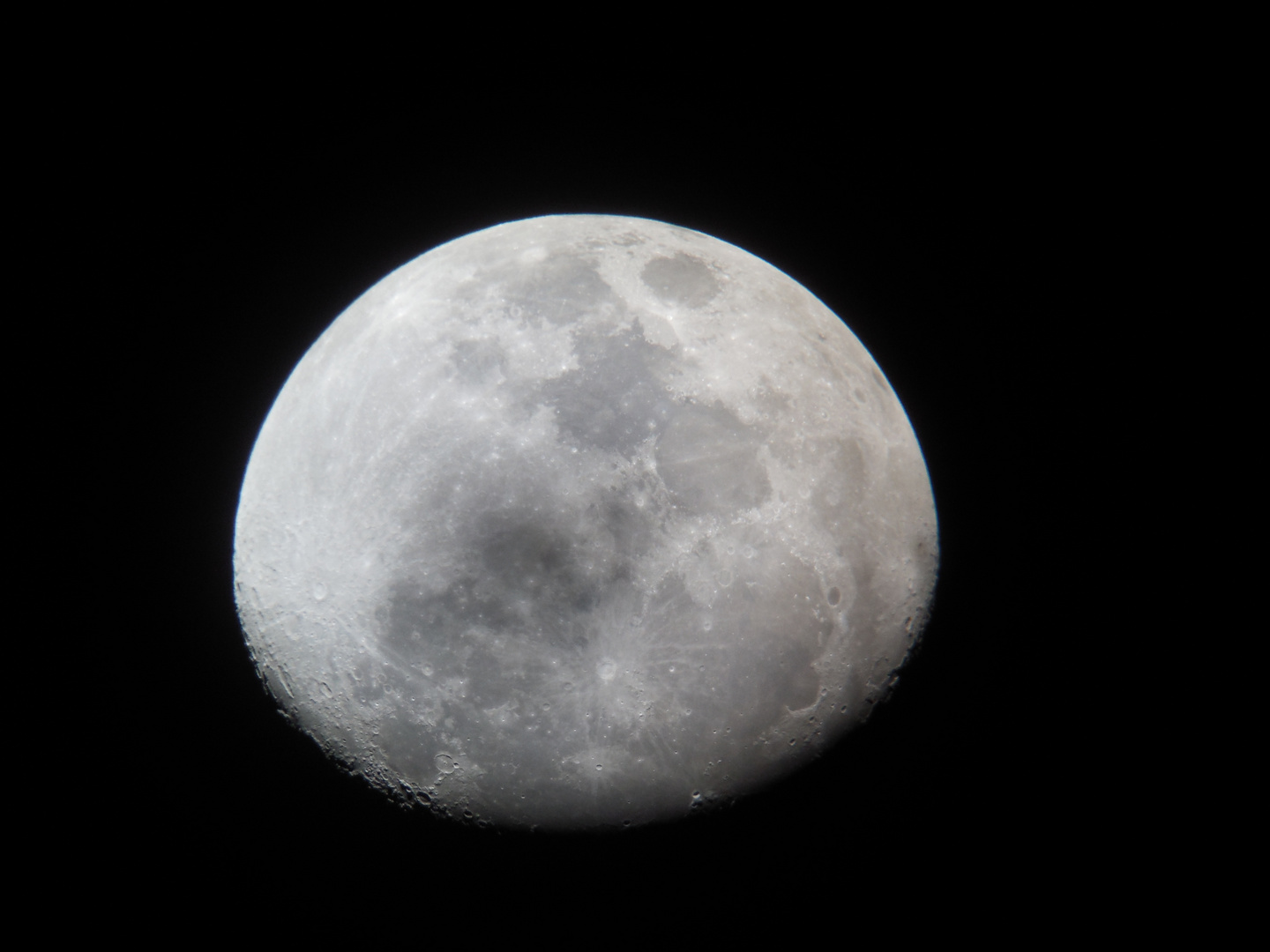 Fast Vollmond über dem Mauna Kea...