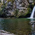 Faszinierender Wasserfall in de Suisse Romand