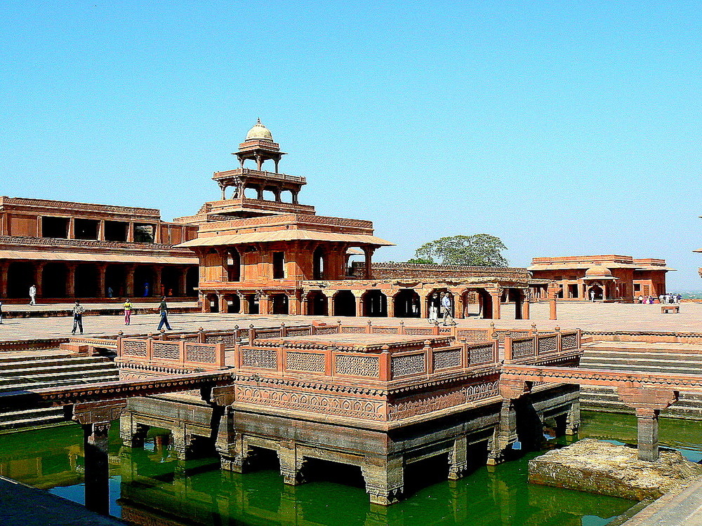 Fatehpur Sikri .