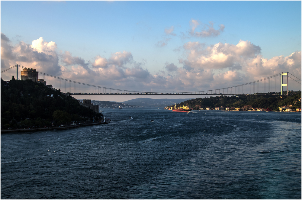 Fatih-Sultan-Mehmet-Brücke ...