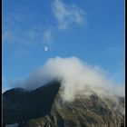 Faulhorn im Nebel mit Mond