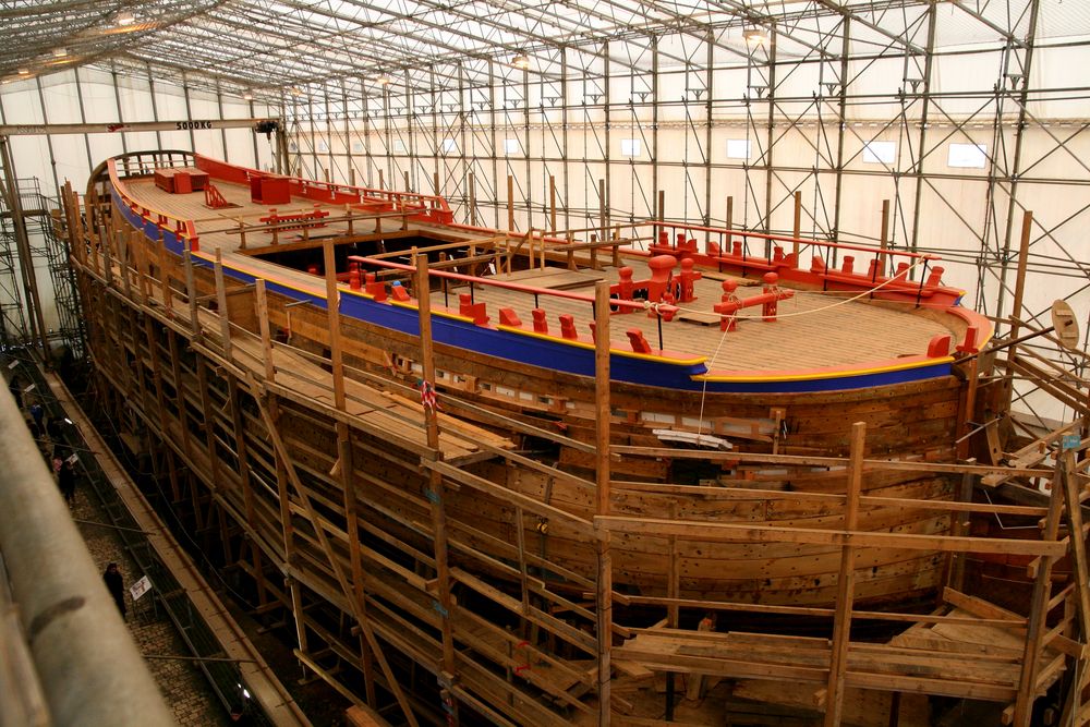 Chantier de l' Hermione . de Jean COLLETTE