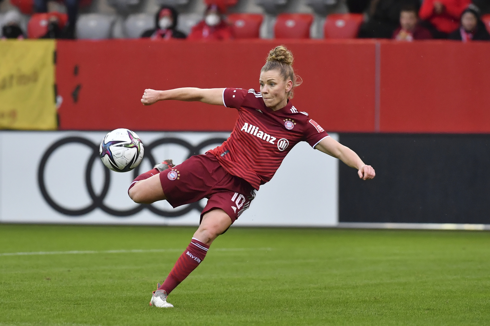 FCB Frauen vs Sand 32