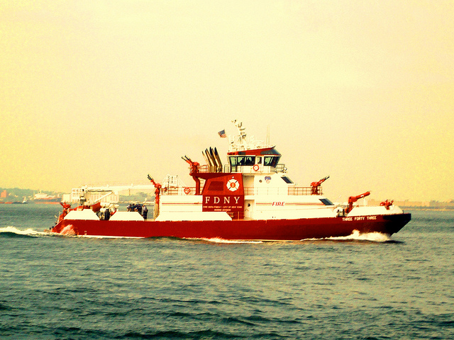 FDNY Boat