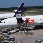 FDX MD11 bei Be - und Entladung