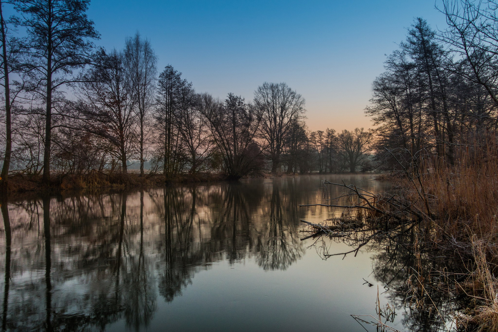 Februarmorgen an der Spree