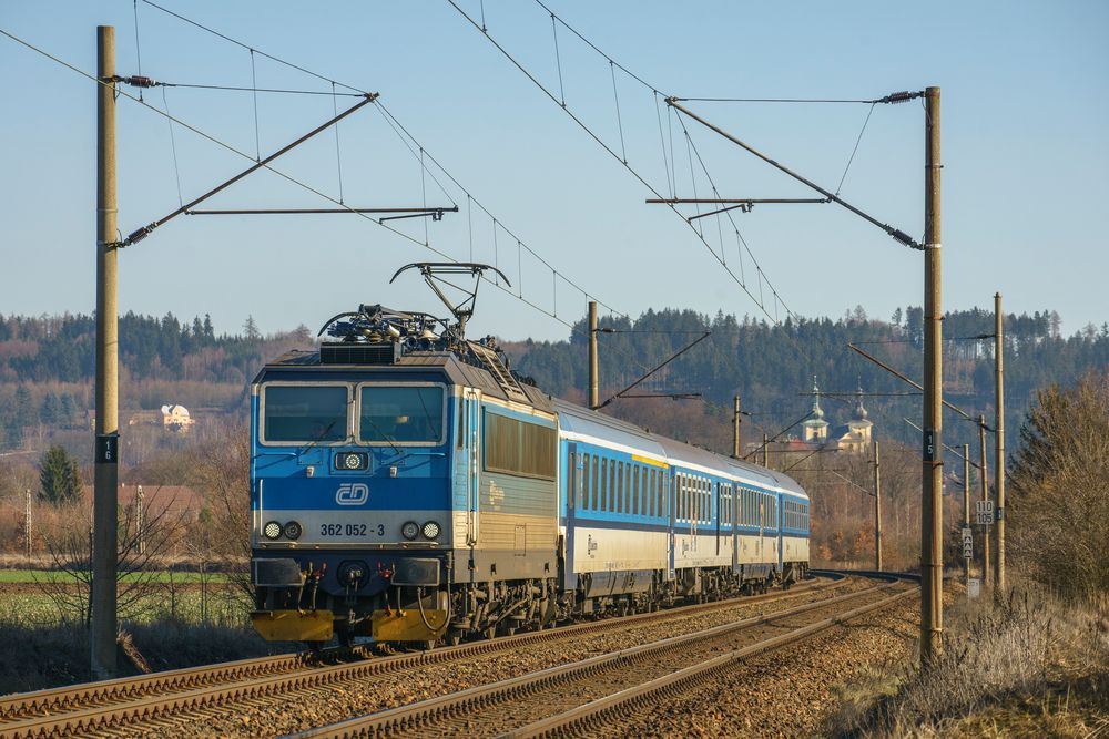 Februarsonne mit Knödel serviert