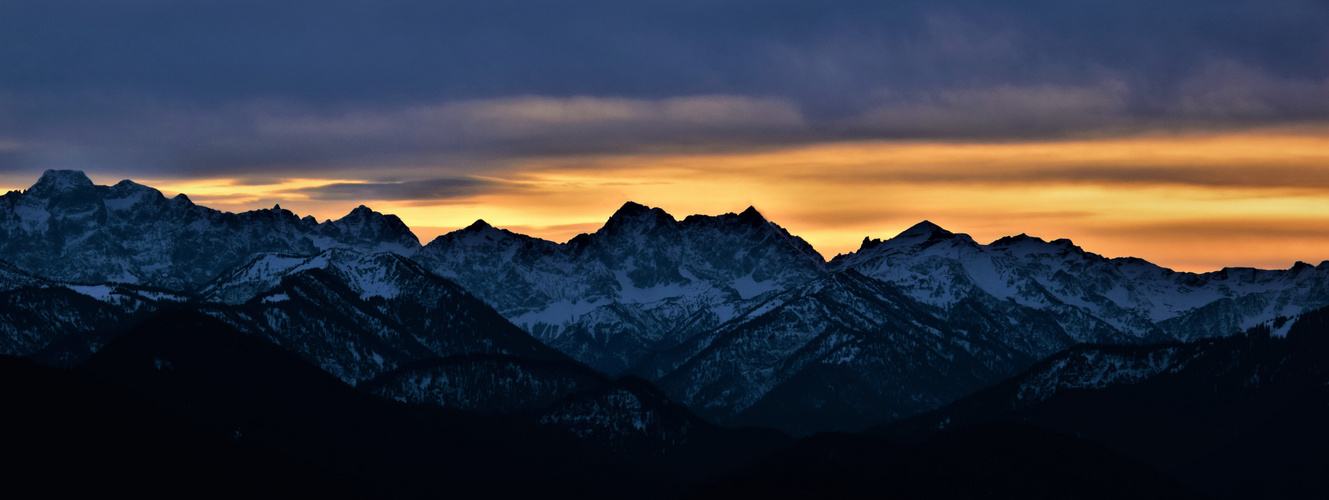 Februarstimmung an den Alpen