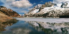 Fedaia-Stausee-im-Mai