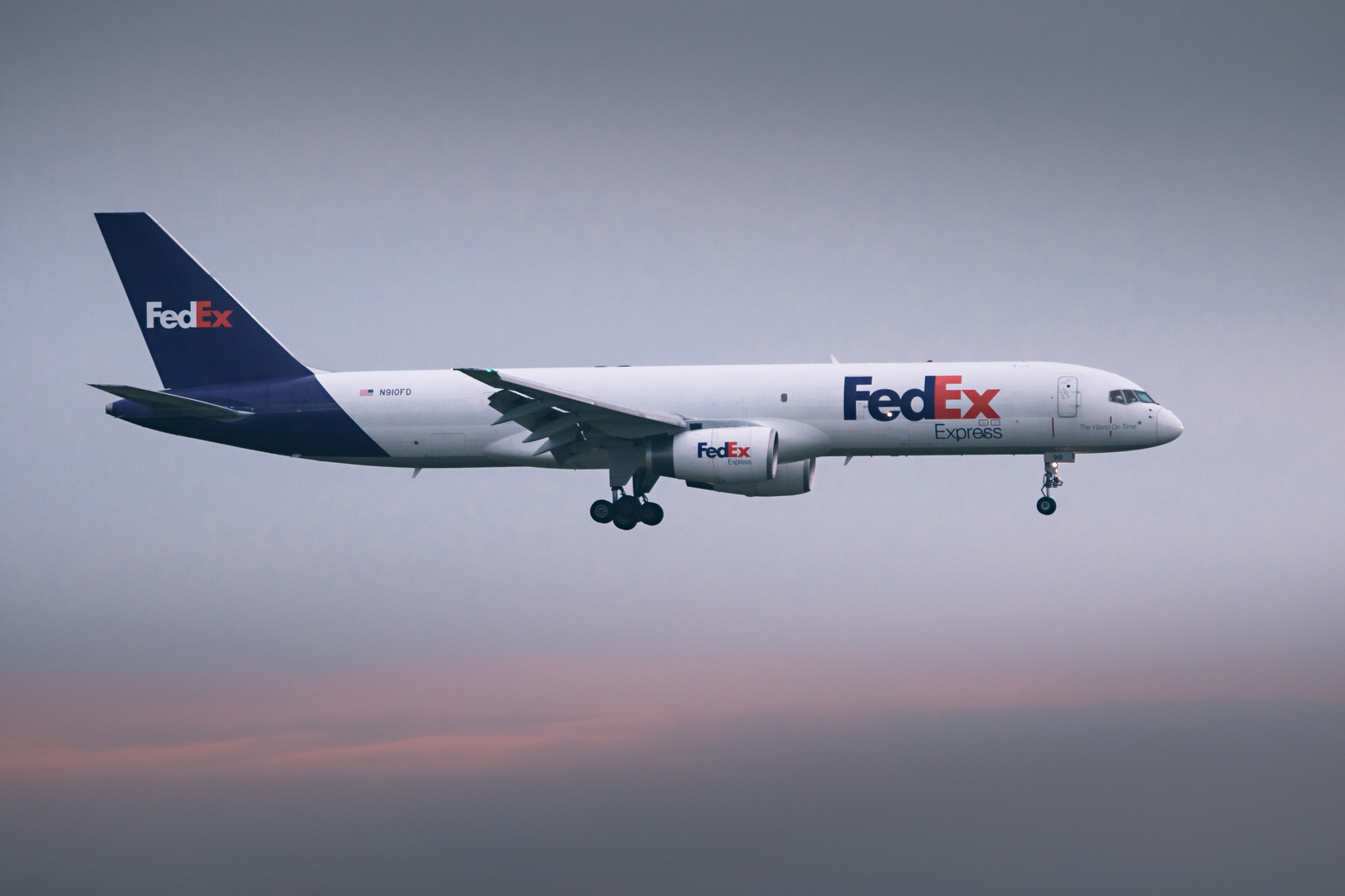 *FedEx B757-200(SF) N910FD* 