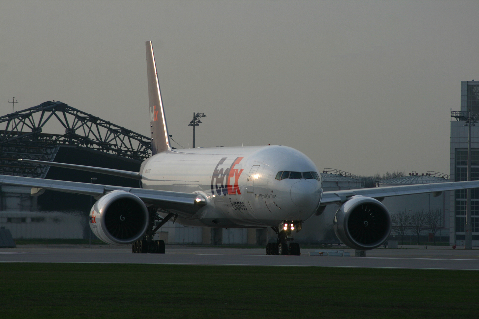 FedEx - Boeing 777-FS2