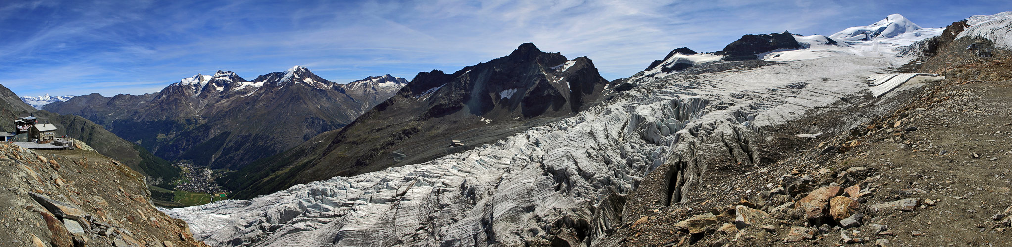 Feegletscher und Blick vom BOL bis zum Allalinhorn im Wallis