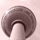 Feeling so small (Berlin-Sepia-Projekt - Pic. 006)