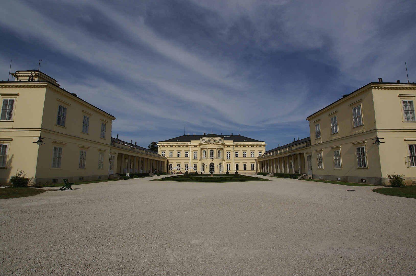 Fehérvárcsurgó - Schloss Károlyi