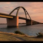 Fehmarnsundbrücke im Abendlicht