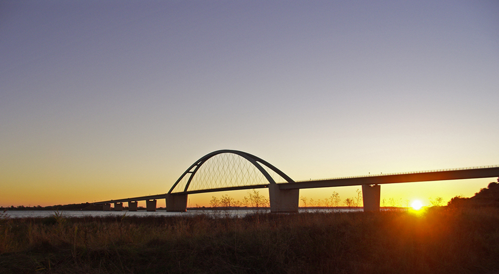 Fehmarnsundbrücke im letzten Licht II