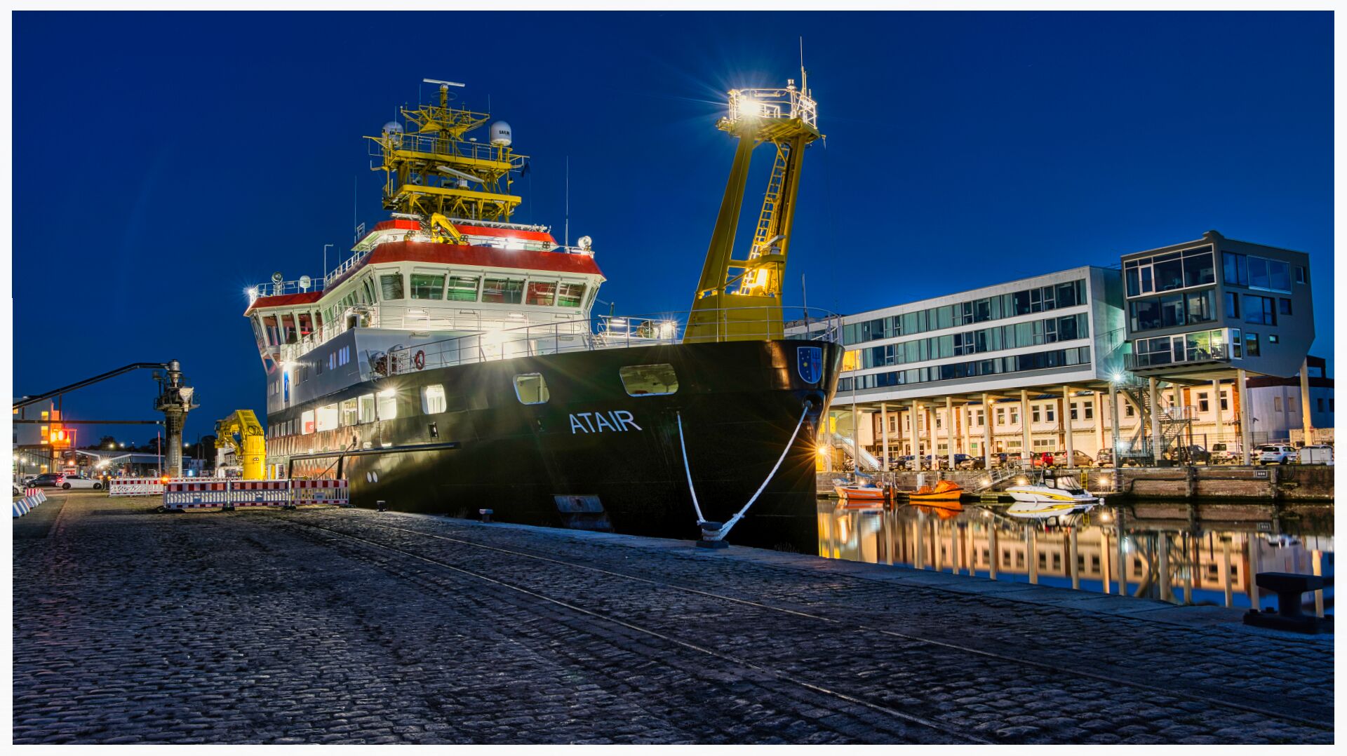 Feierabend auf der "Atair" im F-hafen