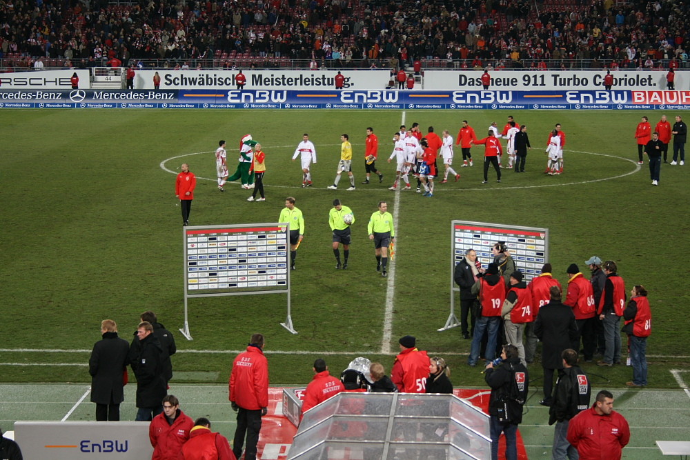 FEIERABEND IM GOTTLIEB DAIMLER STADION