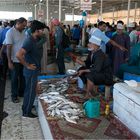 Feilschen auf dem Fischmarkt von Maskat