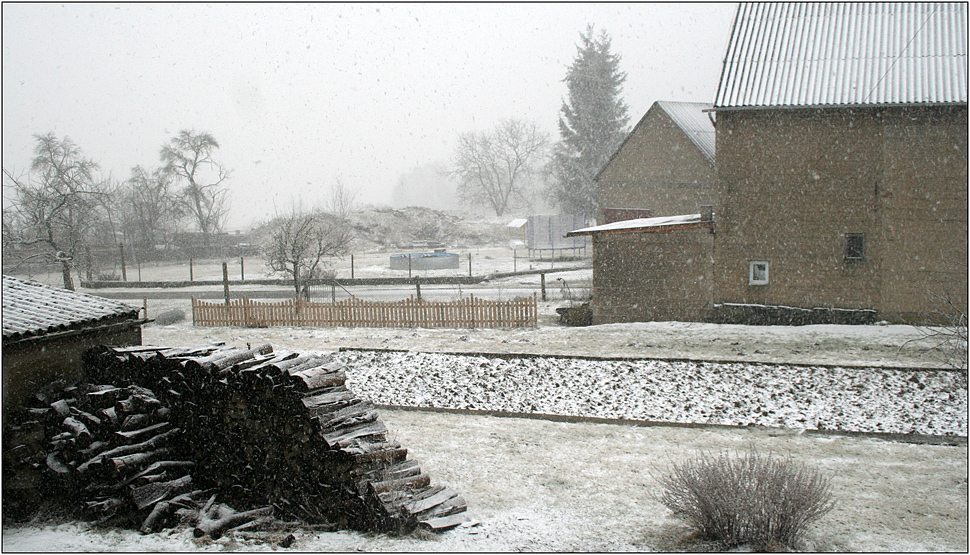 fein, an solchen tagen genug holz vor der hütte zu haben...